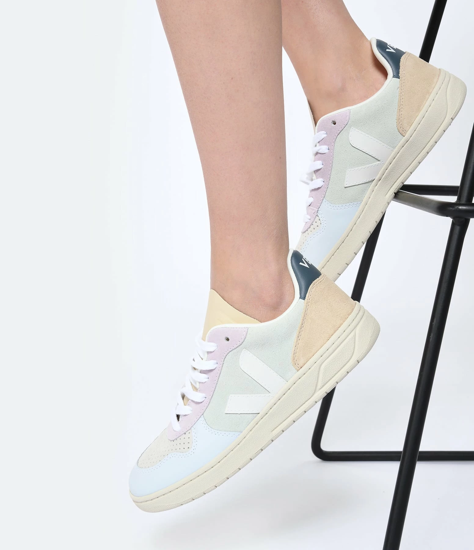 Veja Baskets V 10 Cuir Suédé Jade Blanc Multicolore 6 Veja Baskets V 10 Cuir Suédé Jade Blanc Multicolore – Image 4