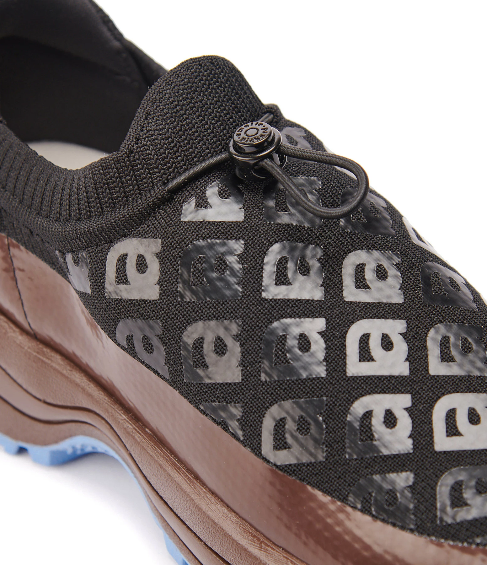 Baskets V-Knit Noir, Collaboration Veja X Amélie Pichard 6 Baskets V-Knit Noir, Collaboration Veja X Amélie Pichard – Image 4