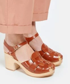 Sabot Youyou Sabots Yoyo Bois Cuir Caramel 15 Sabot Youyou Sabots Yoyo Bois Cuir Caramel -Golden Goose-boutique youyo look20210323 15 1