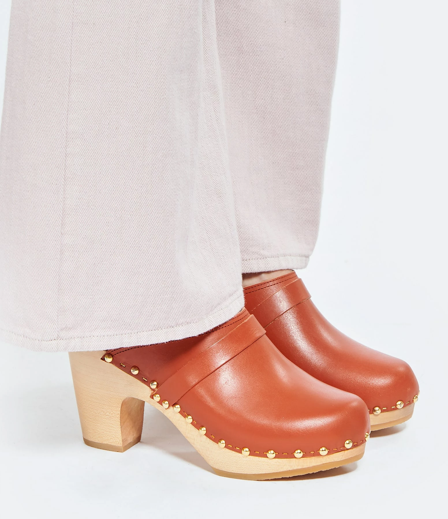 Sabot Youyou Sabots Yrma Rock Bois Cuir Brique 7 Sabot Youyou Sabots Yrma Rock Bois Cuir Brique – Image 5