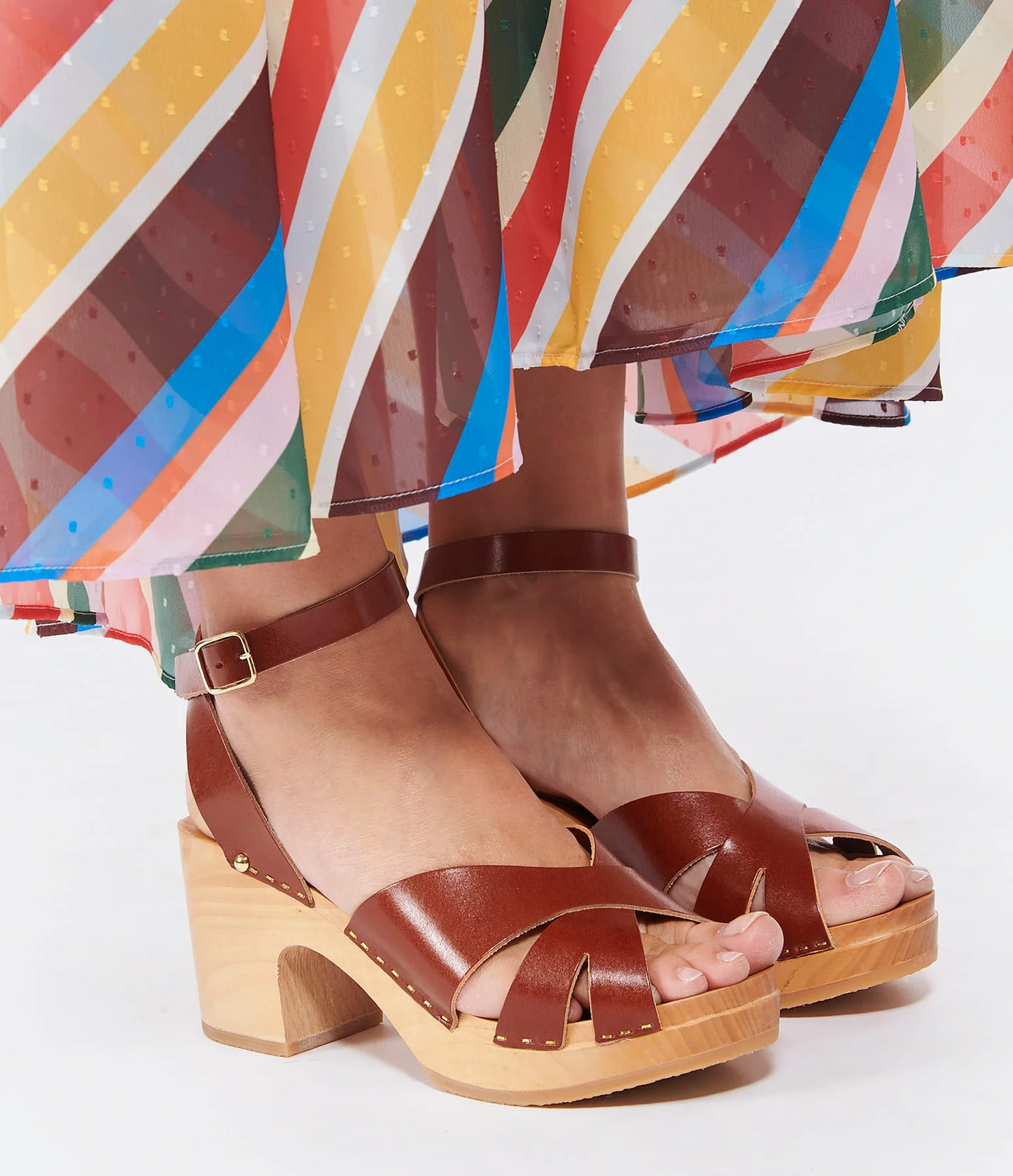 Sabot Youyou Sabots Ybiza Bois Cuir Caramel 7 Sabot Youyou Sabots Ybiza Bois Cuir Caramel – Image 5