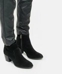 Zadig & Voltaire Bottines Molly Cuir Noir -Golden Goose-boutique zadig look20200811 152